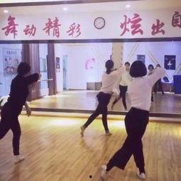 热身成人古典舞蹈视频,跟随热身视频，唤醒身体与灵魂的和谐共鸣